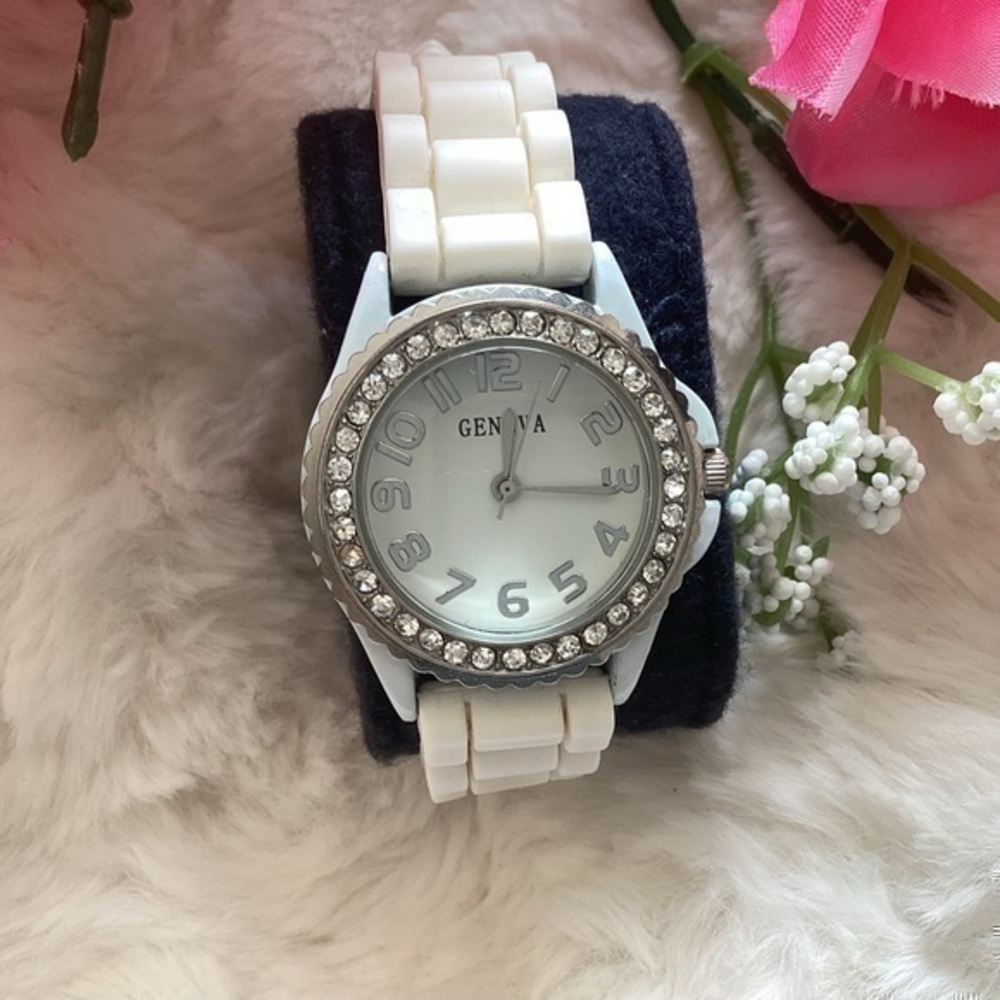 GUC..Geneva Ladies Watch